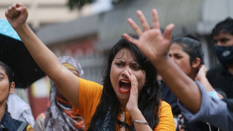 What is the punishment for threat to rape via online or through social media? / অনলাইনে বা সামাজিক মাধ্যমে ধর্ষণের হুমকি দেয়ার কী শাস্তি আছে বাংলাদেশের আইনে